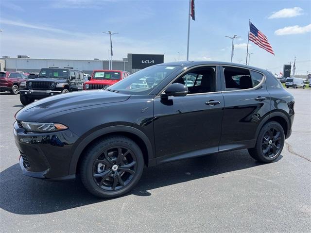 new 2025 Dodge Hornet car