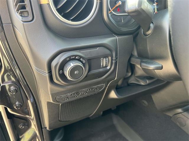 new 2025 Jeep Wrangler car, priced at $54,689