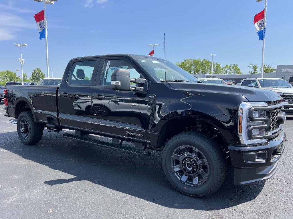 new 2025 Ford F-350 car, priced at $74,090