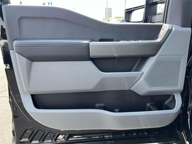 new 2025 Ford F-350 car, priced at $74,590