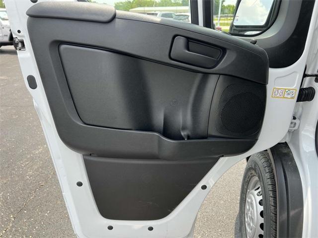 new 2025 Ram ProMaster 2500 car, priced at $51,302