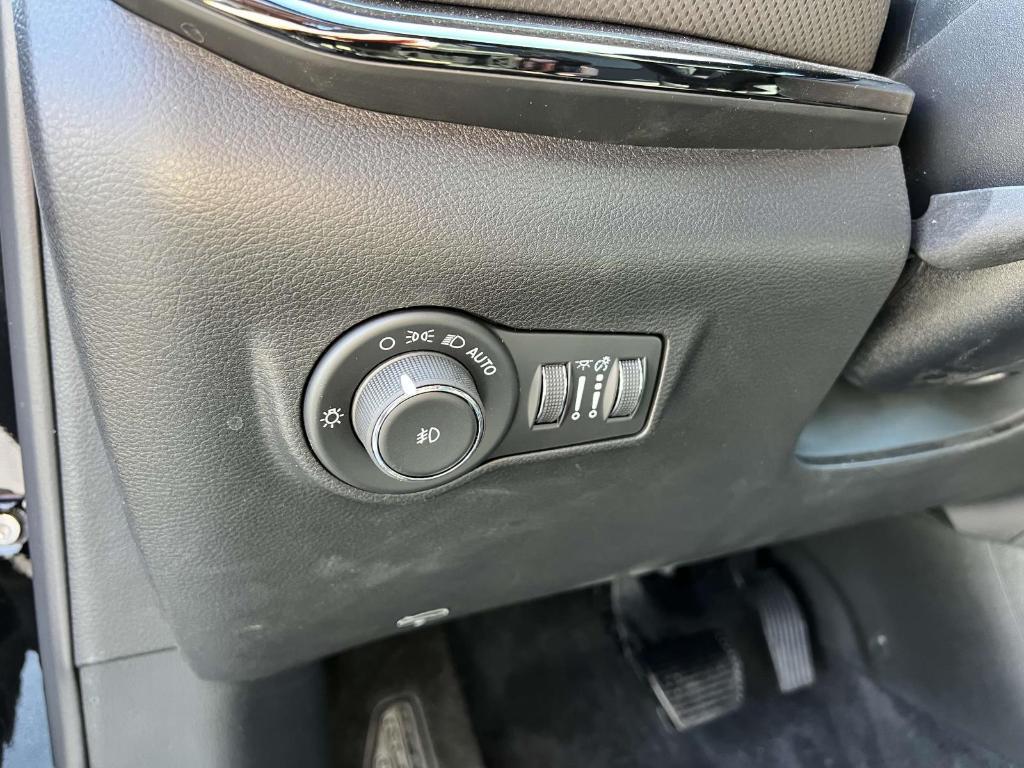 new 2025 Jeep Compass car, priced at $30,587