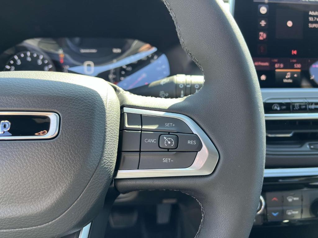 new 2025 Jeep Compass car, priced at $30,587