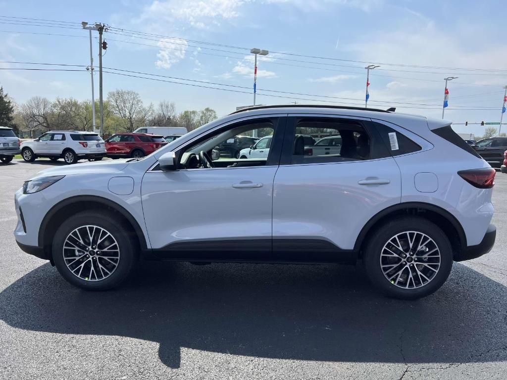 new 2025 Ford Escape car, priced at $35,192