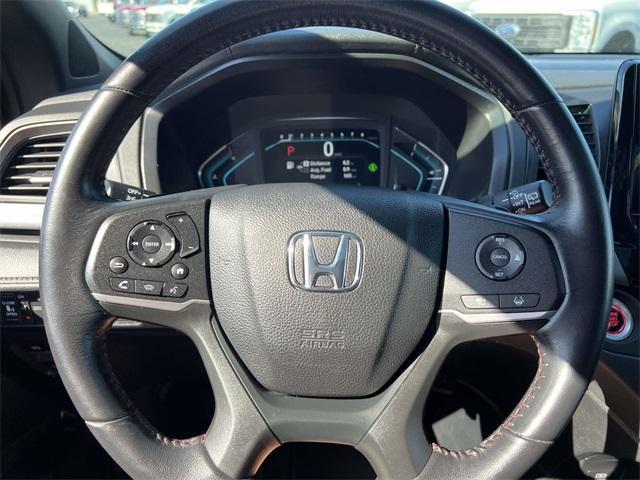 used 2023 Honda Odyssey car, priced at $35,000