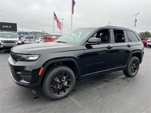 new 2025 Jeep Grand Cherokee car, priced at $42,730