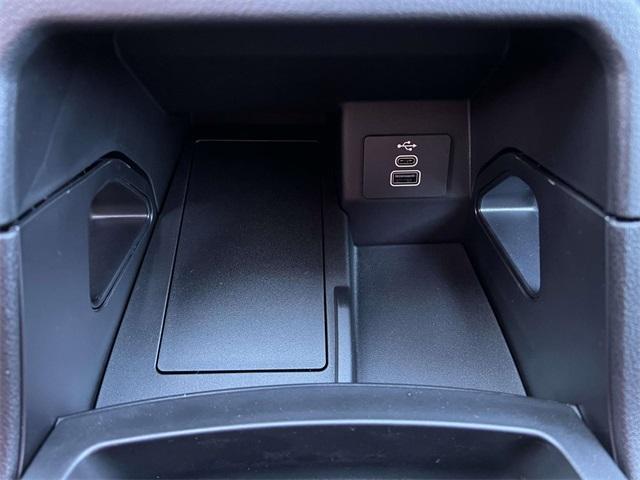 new 2025 Ford Ranger car, priced at $33,445