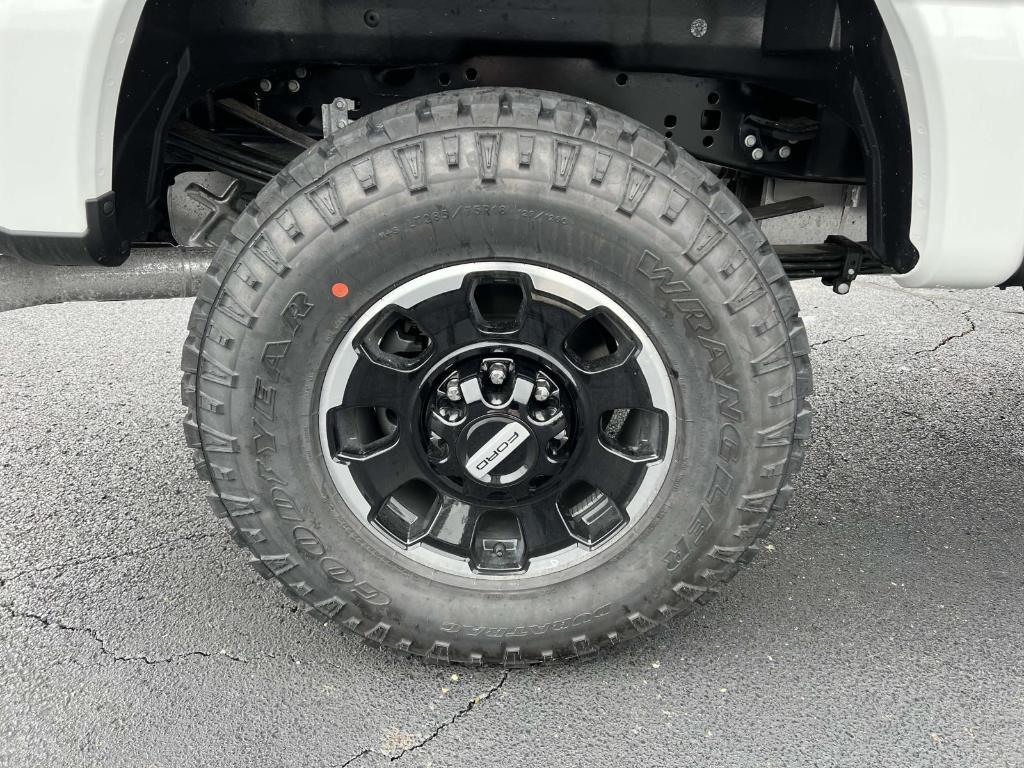 new 2025 Ford F-250 car, priced at $78,785