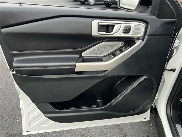 used 2022 Ford Explorer car, priced at $37,564