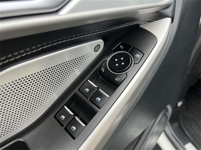 used 2022 Ford Explorer car, priced at $37,564