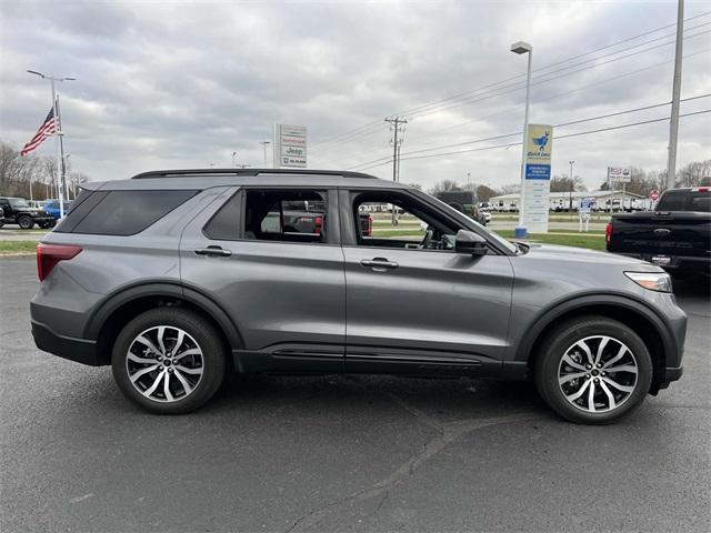 used 2022 Ford Explorer car, priced at $39,000