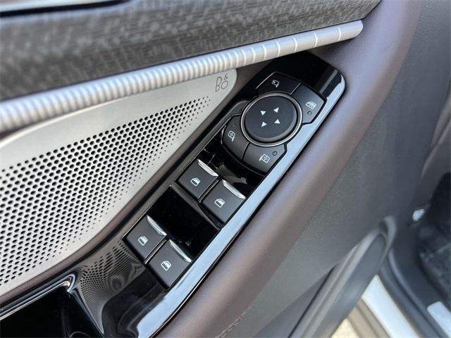 new 2025 Ford Explorer car, priced at $60,195