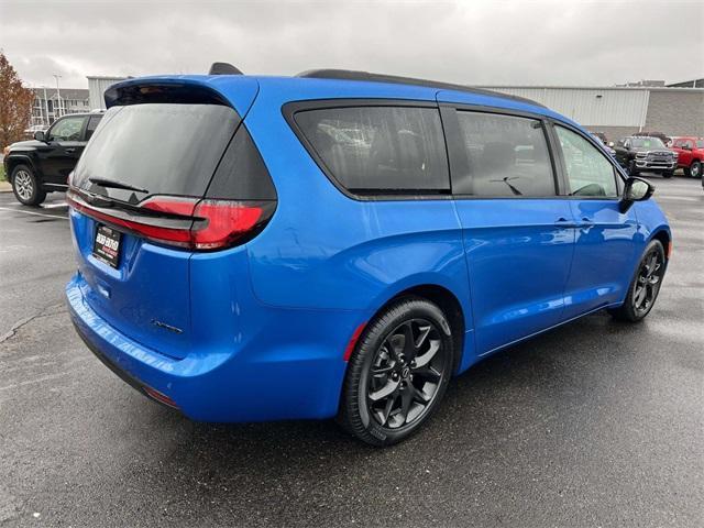 new 2026 Chrysler Pacifica car, priced at $49,862