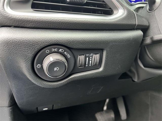 new 2026 Chrysler Pacifica car, priced at $49,862