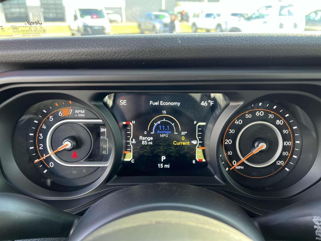 new 2025 Jeep Wrangler car, priced at $47,746