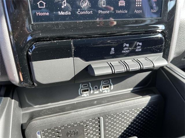 new 2025 Ram 1500 car, priced at $50,562