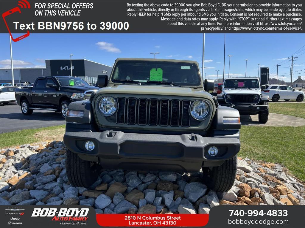 new 2025 Jeep Wrangler car, priced at $41,754