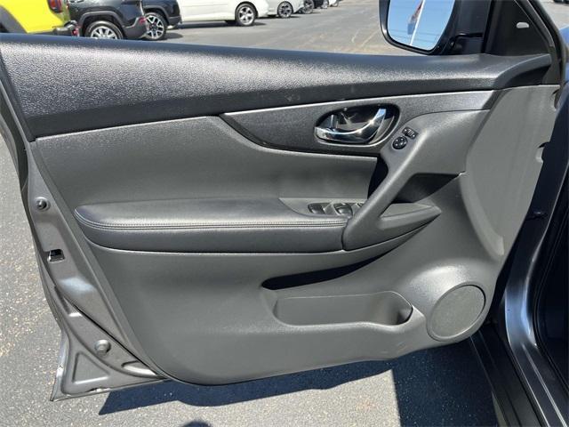 used 2018 Nissan Rogue car, priced at $15,995
