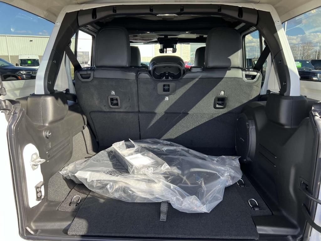 new 2025 Jeep Wrangler car, priced at $56,450