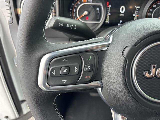 new 2025 Jeep Wrangler car, priced at $54,515