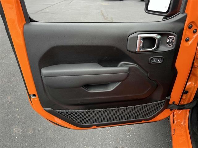 new 2025 Jeep Wrangler car, priced at $49,436