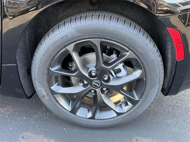 new 2025 Chrysler Pacifica car, priced at $47,345