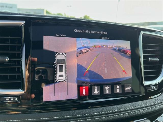 new 2025 Chrysler Pacifica car, priced at $47,345