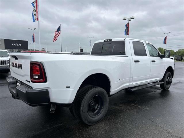 new 2025 Ram 3500 car, priced at $58,643