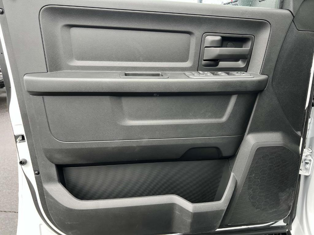 new 2025 Ram 3500 car, priced at $58,643