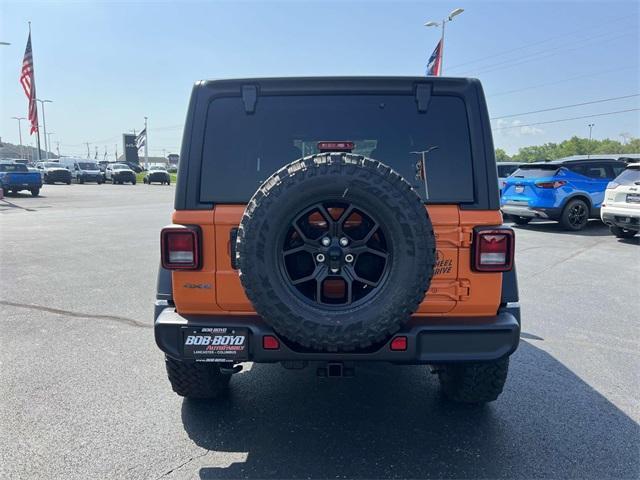 new 2025 Jeep Wrangler 4xe car