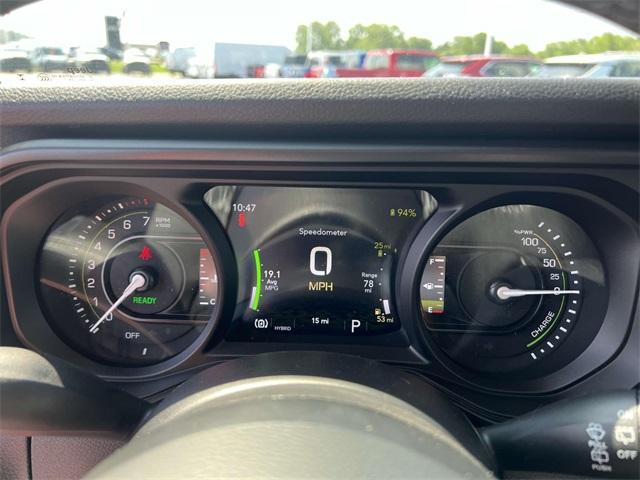 new 2025 Jeep Wrangler 4xe car