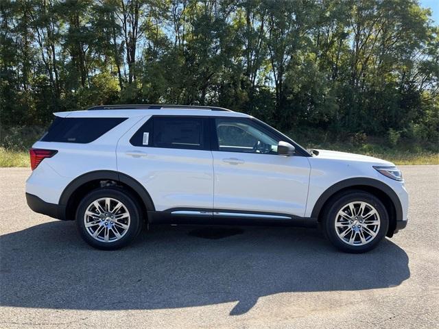 new 2025 Ford Explorer car, priced at $48,015