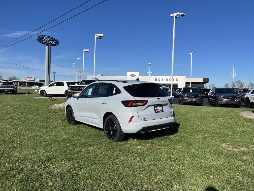 new 2025 Ford Escape car, priced at $36,424