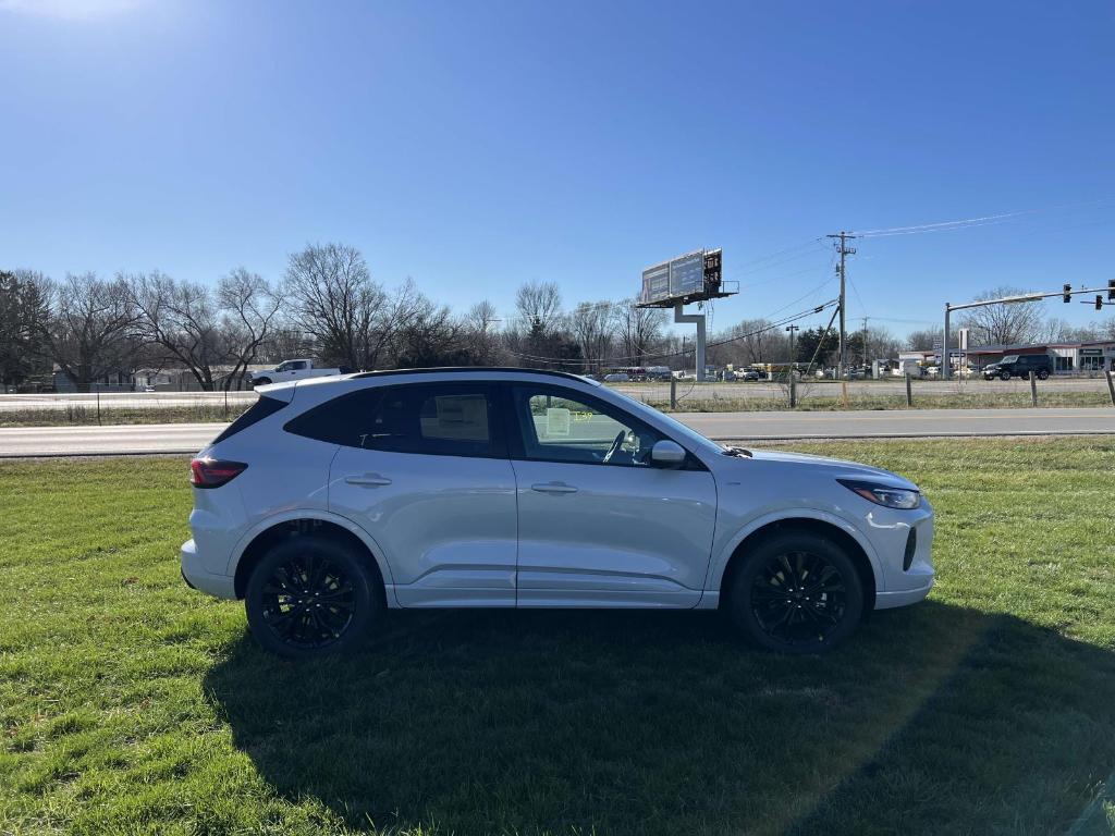 new 2025 Ford Escape car, priced at $36,424