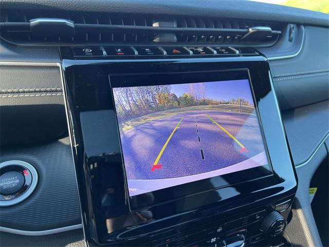 new 2025 Jeep Grand Cherokee car, priced at $44,497