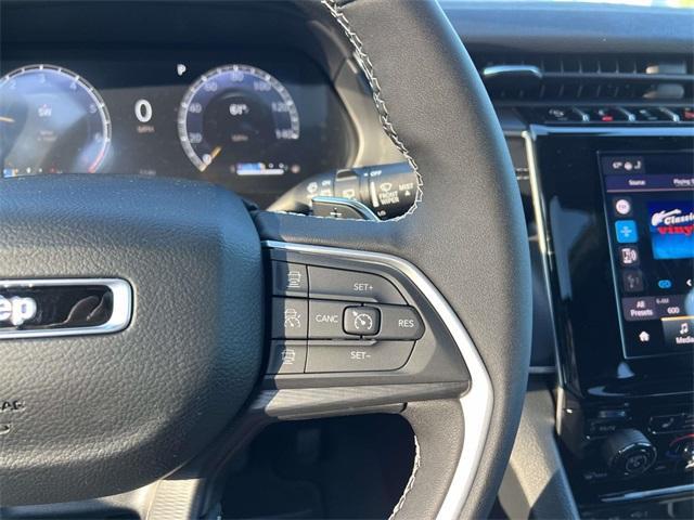 new 2025 Jeep Grand Cherokee car, priced at $44,497