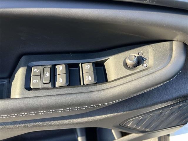 new 2025 Jeep Grand Cherokee car, priced at $44,497