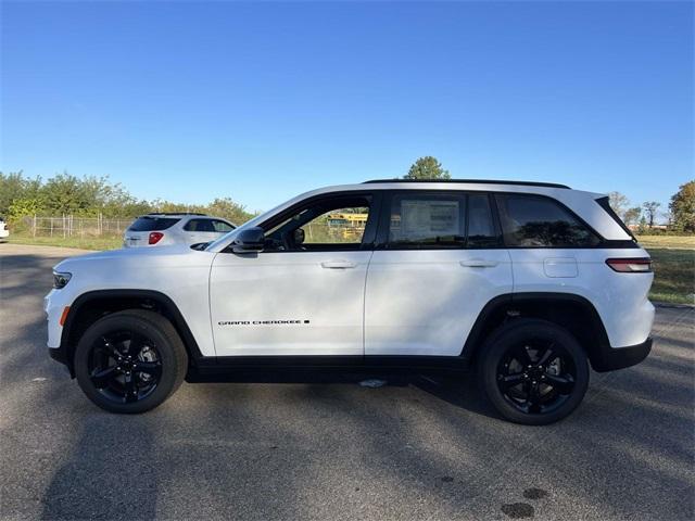new 2025 Jeep Grand Cherokee car, priced at $44,497