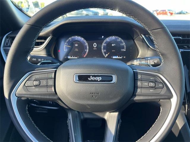 new 2025 Jeep Grand Cherokee car, priced at $44,497