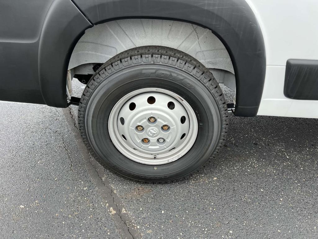 used 2023 Ram ProMaster 2500 car, priced at $32,000