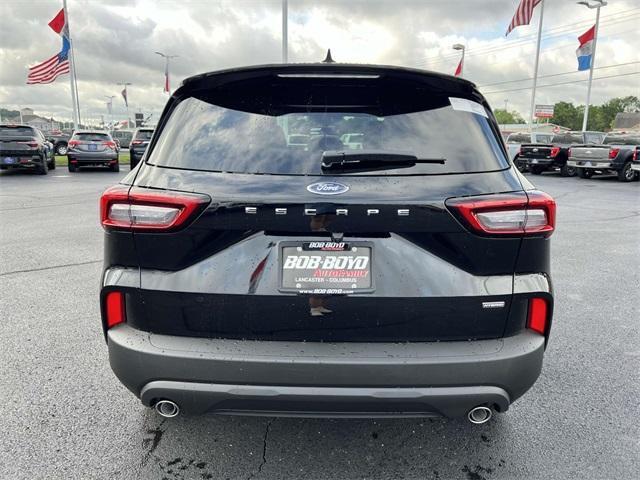 new 2025 Ford Escape car, priced at $33,070