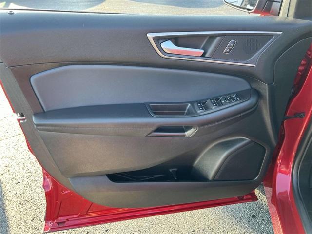 used 2023 Ford Edge car, priced at $26,871