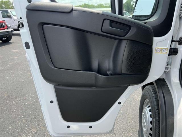 new 2025 Ram ProMaster 3500 car, priced at $54,676