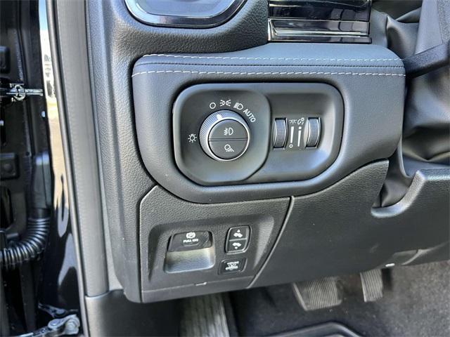 new 2025 Ram 1500 car, priced at $69,172
