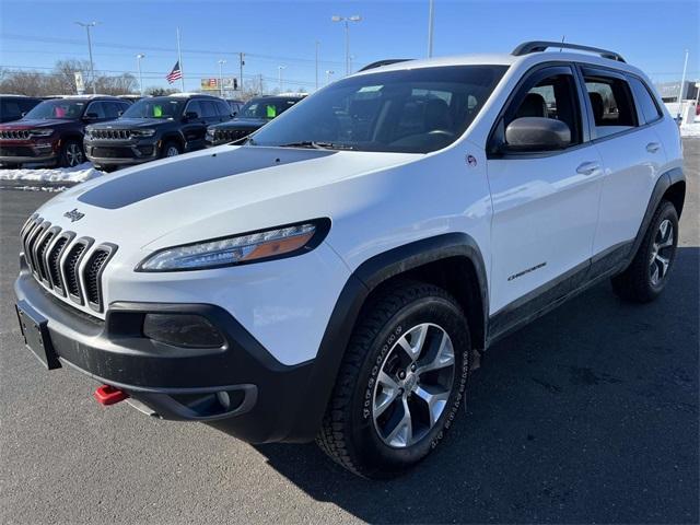 used 2016 Jeep Cherokee car, priced at $10,695