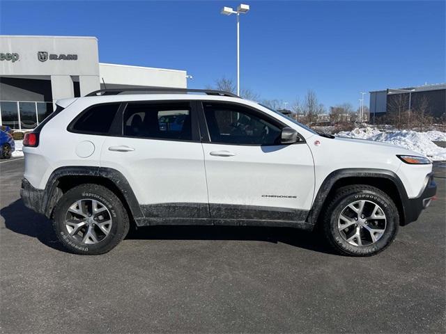 used 2016 Jeep Cherokee car, priced at $10,695