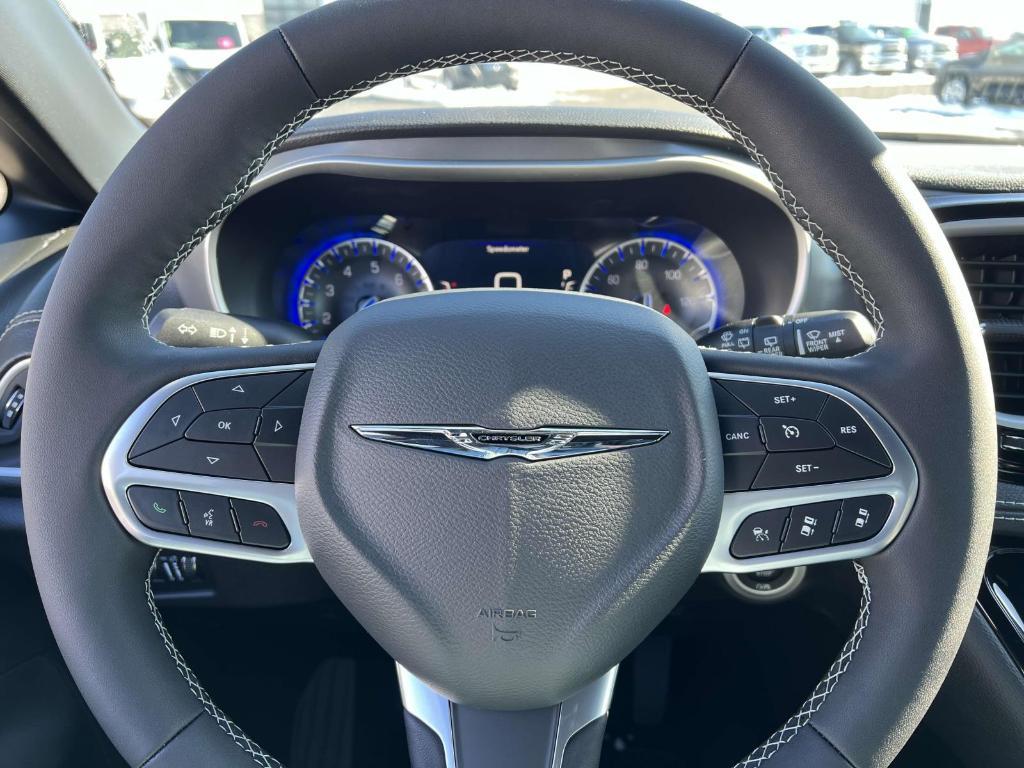 new 2025 Chrysler Pacifica car, priced at $46,419