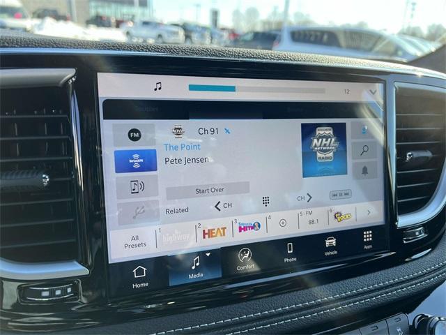 new 2025 Chrysler Pacifica car, priced at $42,419