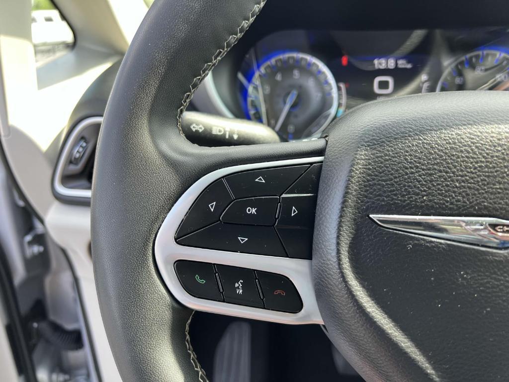 used 2023 Chrysler Pacifica car, priced at $25,595