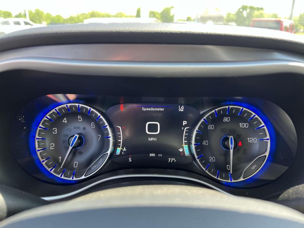 new 2025 Chrysler Voyager car, priced at $38,513